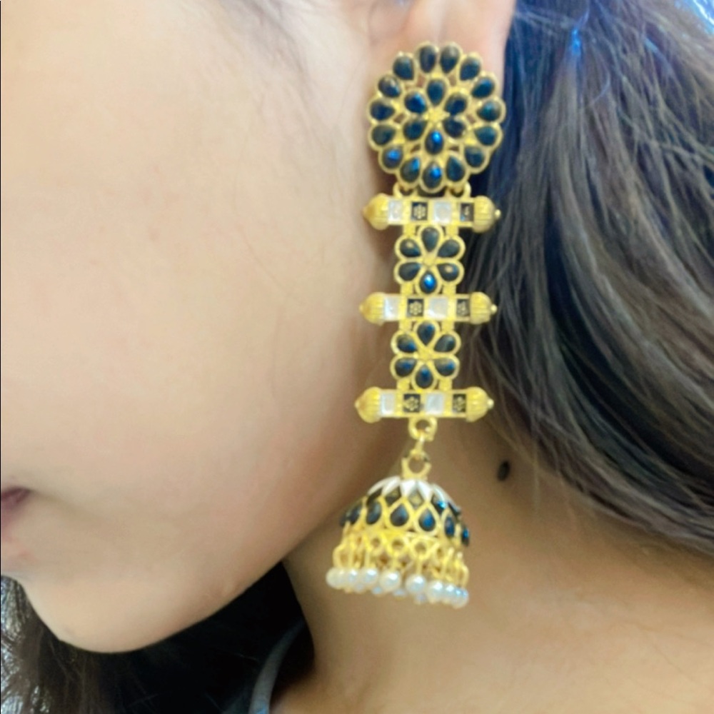 Marble Royal look Earrings - Picture 4 of 5